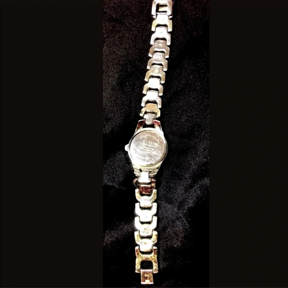 Guess Watch - Picture 5 of 8